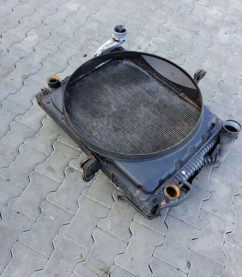 Behr KOMPLET CHŁODNIC VOLVO FL RENAULT MIDLUM DXI 7 - Radiador para Camión: foto 4 Behr KOMPLET CHŁODNIC VOLVO FL RENAULT MIDLUM DXI 7 - Radiador para Camión: foto 4