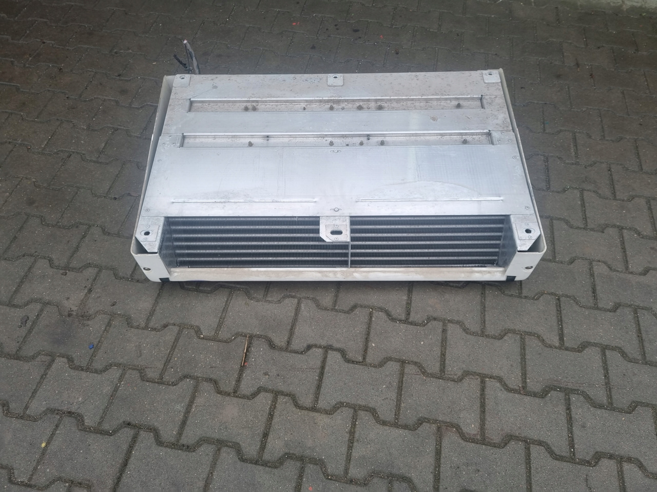 Carrier NAWIEW AGREGATU CHŁODNICZEGO CARRIER TRANSICOLD AVPA MTS1 100-h mts11-h12 - Sistema de refrigeración para Remolque: foto 4 Carrier NAWIEW AGREGATU CHŁODNICZEGO CARRIER TRANSICOLD AVPA MTS1 100-h mts11-h12 - Sistema de refrigeración para Remolque: foto 4