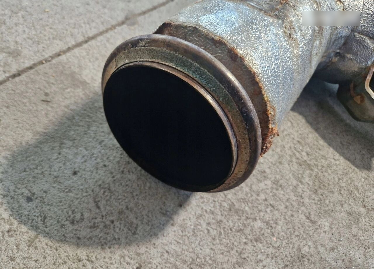 Ford F-MAX CARGO FC46-5A212-AA Ford F-MAX CARGO truck - Tubo de escape para Camión: foto 1 Ford F-MAX CARGO FC46-5A212-AA Ford F-MAX CARGO truck - Tubo de escape para Camión: foto 1