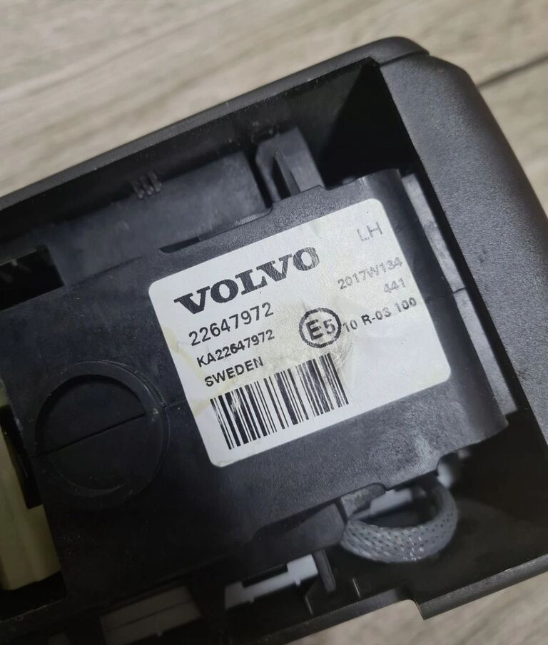 JOYSTICK ZMIANY BIEGÓW GAŁKA LEWAREK VOLVO FH 4 FM 4 FH 16 EURO 6 22647972 Volvo FH 4 FM 4 FH 16 EURO 6 22647972 Volvo VOLVO FH 4 FM 4 FH 16 EURO 6 22647972 - Palanca de cambio para Camión: foto 3 JOYSTICK ZMIANY BIEGÓW GAŁKA LEWAREK VOLVO FH 4 FM 4 FH 16 EURO 6 22647972 Volvo FH 4 FM 4 FH 16 EURO 6 22647972 Volvo VOLVO FH 4 FM 4 FH 16 EURO 6 22647972 - Palanca de cambio para Camión: foto 3