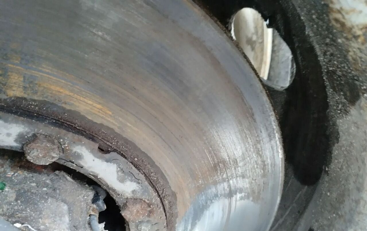 PIASTA KOMPLETNA TYŁ VOLVO FL 6 00-06 22.5 - Cubo para Camión: foto 2 PIASTA KOMPLETNA TYŁ VOLVO FL 6 00-06 22.5 - Cubo para Camión: foto 2