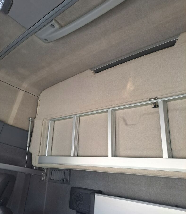 Renault ŁÓŻKO GÓRNE LEŻANKA RENAULT GAMA T RANGE - Asiento para Camión: foto 1 Renault ŁÓŻKO GÓRNE LEŻANKA RENAULT GAMA T RANGE - Asiento para Camión: foto 1