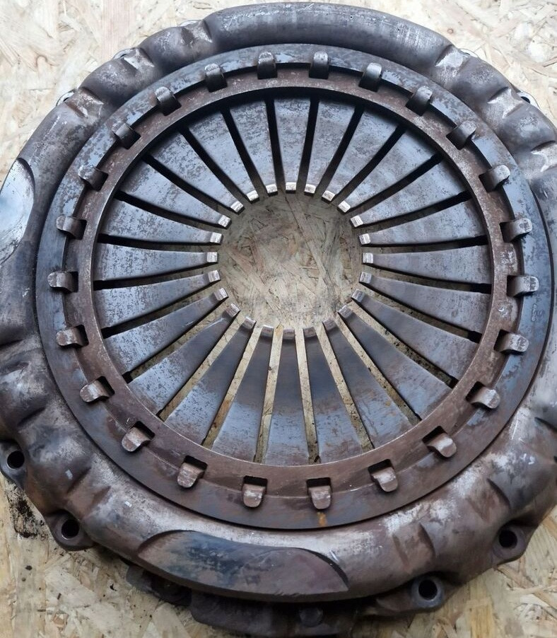 Sachs DOCISK VOLVO FH 4 22442376 - Embrague y piezas para Camión: foto 2 Sachs DOCISK VOLVO FH 4 22442376 - Embrague y piezas para Camión: foto 2