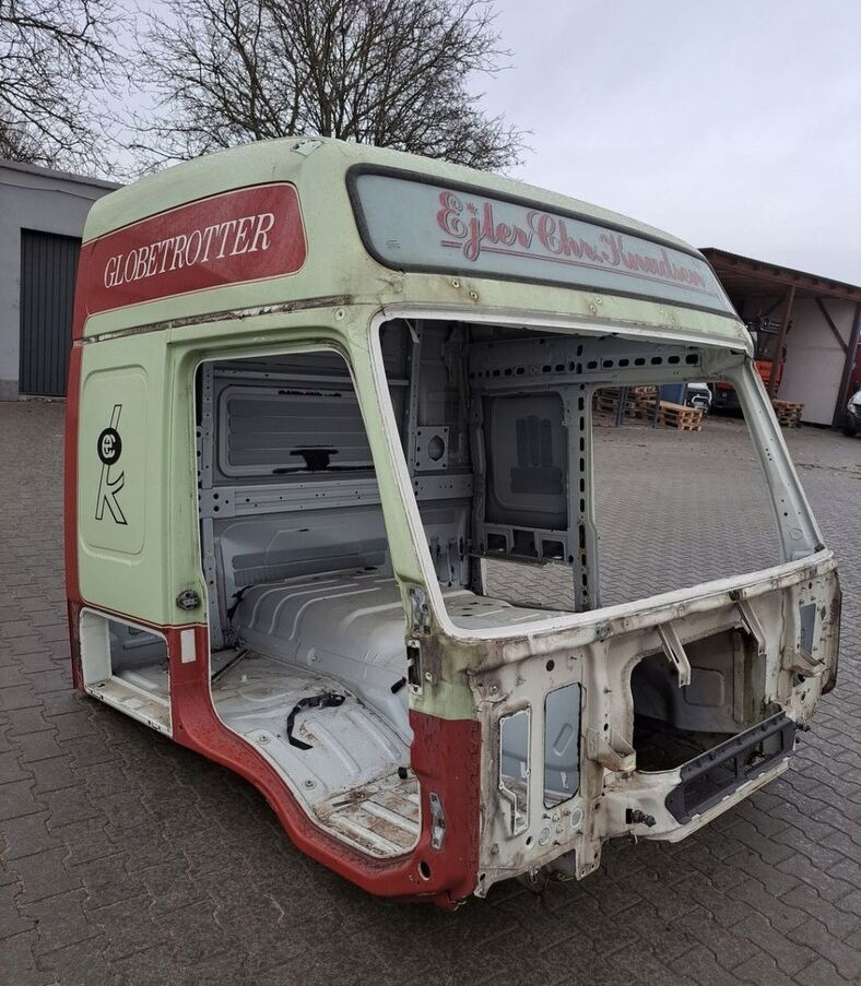VOLVO KABINA GOŁA SZKIELET VOLVO FM 4 FMX EURO 6 - Cabina para Camión: foto 1 VOLVO KABINA GOŁA SZKIELET VOLVO FM 4 FMX EURO 6 - Cabina para Camión: foto 1