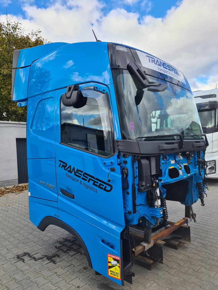 VOLVO KABINA KOMPLETNA VOLVO FH 5 EURO 6 I-SAVE GLOBETROTTER - Cabina para Camión lona: foto 1 VOLVO KABINA KOMPLETNA VOLVO FH 5 EURO 6 I-SAVE GLOBETROTTER - Cabina para Camión lona: foto 1