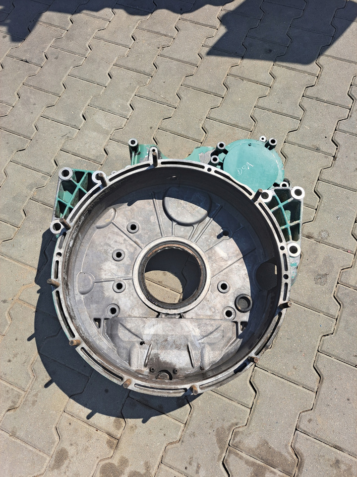 VOLVO OBUDOWA SPRZĘGŁA KOŁA ZAMACHOWEGO VOLVO FM 9 D9 - Motor y piezas para Camión: foto 1 VOLVO OBUDOWA SPRZĘGŁA KOŁA ZAMACHOWEGO VOLVO FM 9 D9 - Motor y piezas para Camión: foto 1
