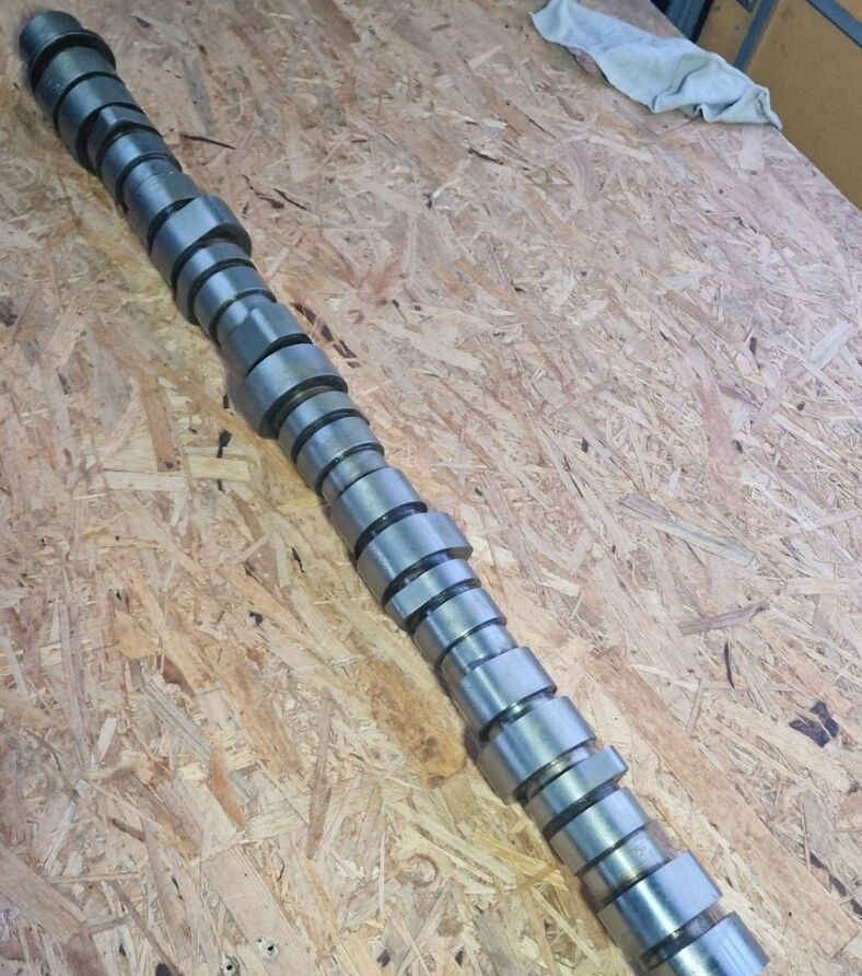 VOLVO WAŁEK ROZRZĄDU PENTA VOLVO 3594958 1620132511924 - Árbol de levas para Camión: foto 1 VOLVO WAŁEK ROZRZĄDU PENTA VOLVO 3594958 1620132511924 - Árbol de levas para Camión: foto 1