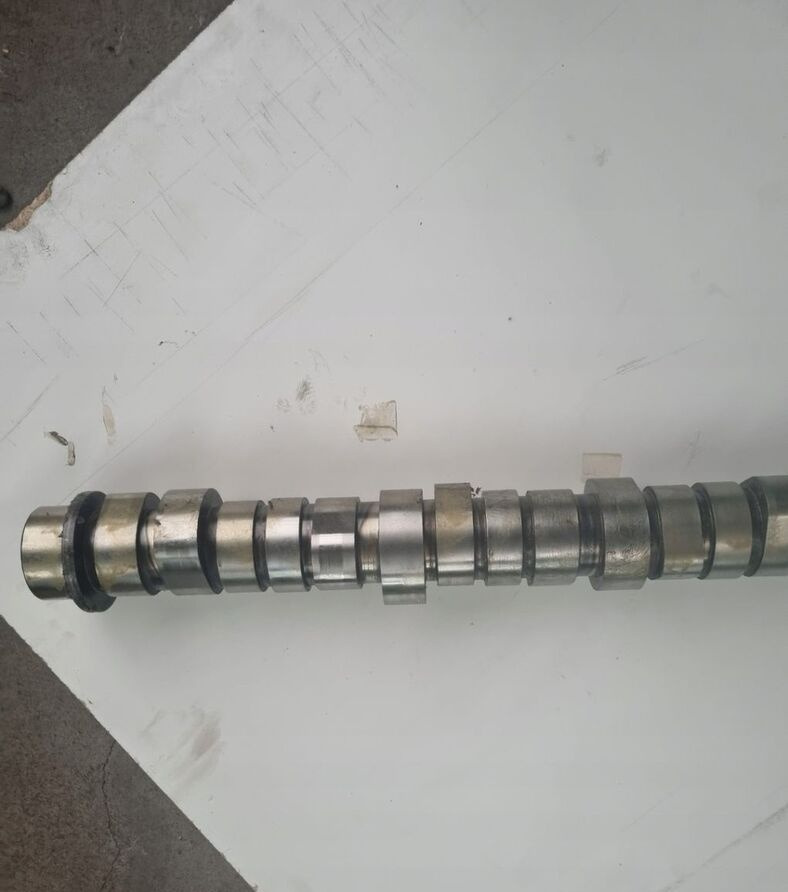 VOLVO WAŁEK ROZRZĄDU SILNIKA PENTA VOLVO 21879726 - Árbol de levas para Camión: foto 3 VOLVO WAŁEK ROZRZĄDU SILNIKA PENTA VOLVO 21879726 - Árbol de levas para Camión: foto 3