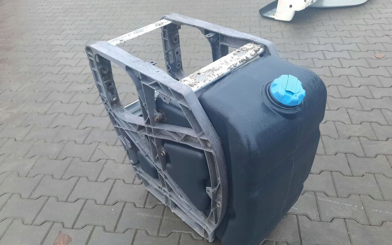 VOLVO ZBIORNIK ADBLUE RENAULT GAMA RANGE K C T VOLVO FH 4 FM 4 FMX FH 5 FM 5 - Depósito de AdBlue para Camión: foto 1 VOLVO ZBIORNIK ADBLUE RENAULT GAMA RANGE K C T VOLVO FH 4 FM 4 FMX FH 5 FM 5 - Depósito de AdBlue para Camión: foto 1