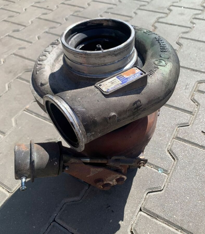 Volvo 21989961 Renault GAMA T truck - Turbocompresor para Camión: foto 2 Volvo 21989961 Renault GAMA T truck - Turbocompresor para Camión: foto 2
