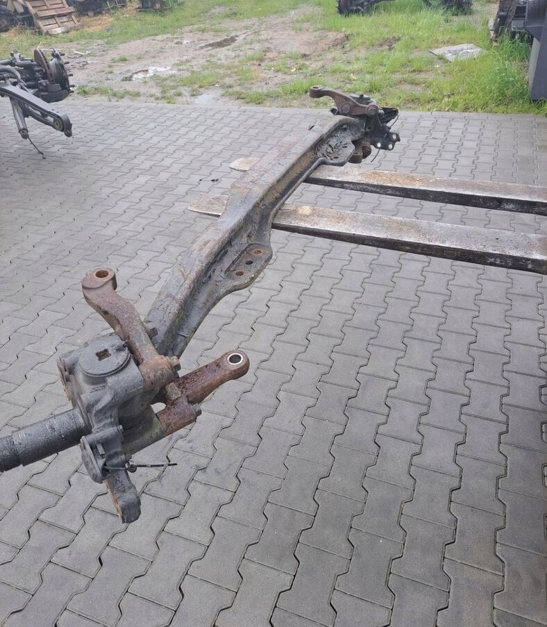 Volvo BELKA OŚ PRZEDNIA ZWROTNICE VOLVO FH FM 12 13 - Eje y piezas para Camión: foto 3 Volvo BELKA OŚ PRZEDNIA ZWROTNICE VOLVO FH FM 12 13 - Eje y piezas para Camión: foto 3