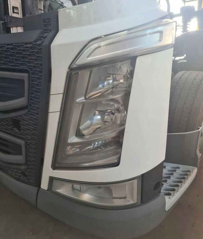 Parachoques para Camión Volvo KOMPLETNY PRZÓD LAMPA ATRAPA GRILL BELKA FH 4 EURO 6   Volvo VOLVO FH 4 EURO 6: foto 6