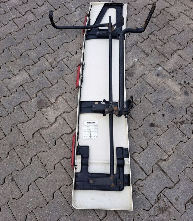 Volvo OWIEWKA LEWA SPOILER ZAKABINOWY VOLVO FH 12 13 - Aerodinámica/ Spoiler para Camión: foto 5 Volvo OWIEWKA LEWA SPOILER ZAKABINOWY VOLVO FH 12 13 - Aerodinámica/ Spoiler para Camión: foto 5