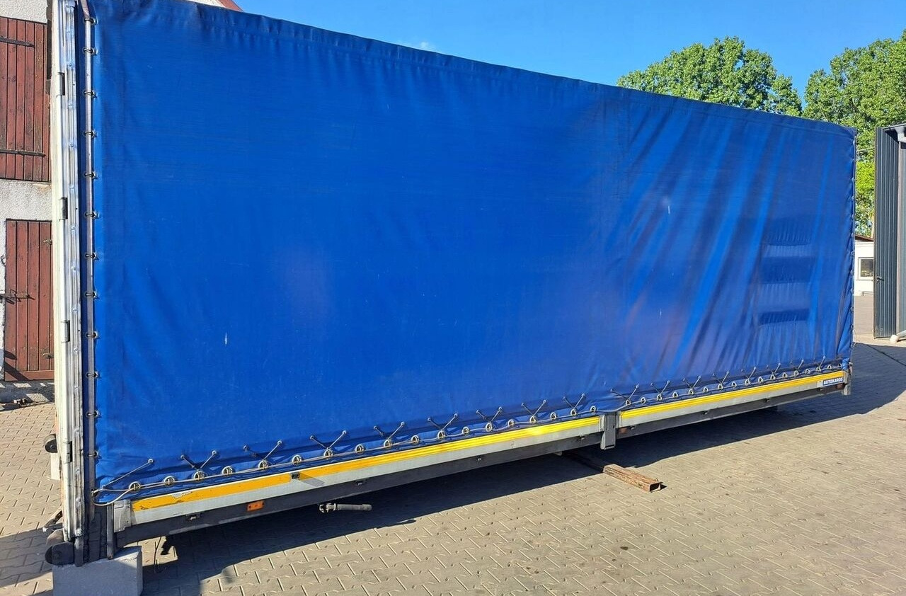 ZABUDOWA PAKA PLANDEKA DACH SUWANY 7.30x2.48x2.70 Renault - Toldo carrocería para Camión: foto 5 ZABUDOWA PAKA PLANDEKA DACH SUWANY 7.30x2.48x2.70 Renault - Toldo carrocería para Camión: foto 5
