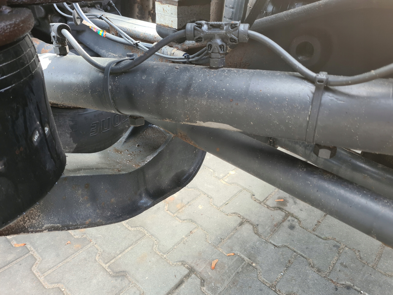 ZF SIŁOWNIK OSI SKRĘTNEJ KIEROWANEJ VOLVO FH FM 9 13 4 - Dirección para Camión: foto 4 ZF SIŁOWNIK OSI SKRĘTNEJ KIEROWANEJ VOLVO FH FM 9 13 4 - Dirección para Camión: foto 4