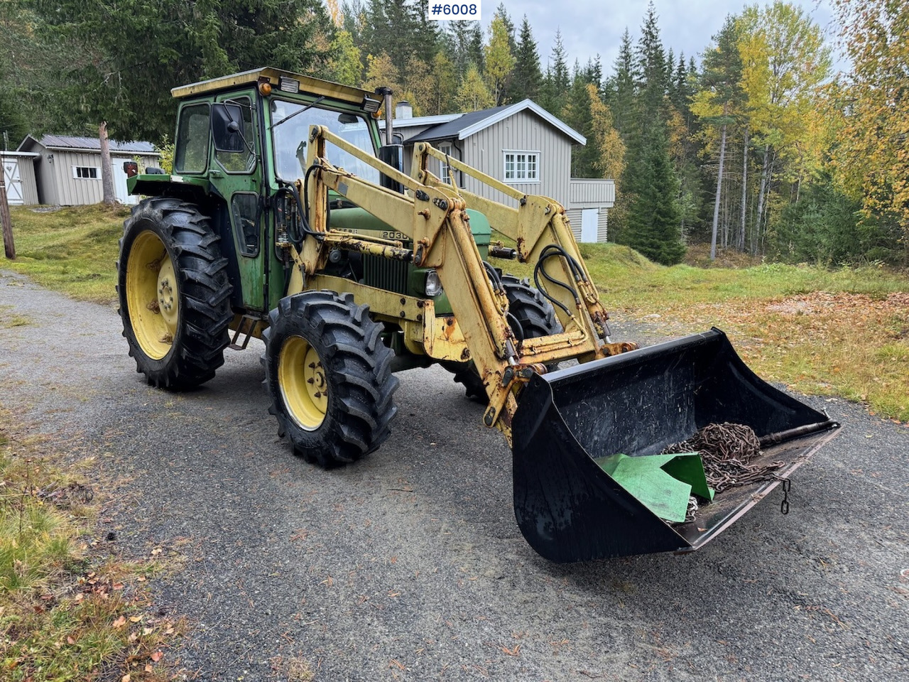 1977 John Deere 2030 w/ front loader, bucket and chains. - Tractor: foto 4 1977 John Deere 2030 w/ front loader, bucket and chains. - Tractor: foto 4
