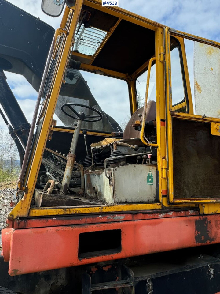 Excavadora 1979 Åkerman H9 Wheeled excavator w/ bucket. Repair object.: foto 11