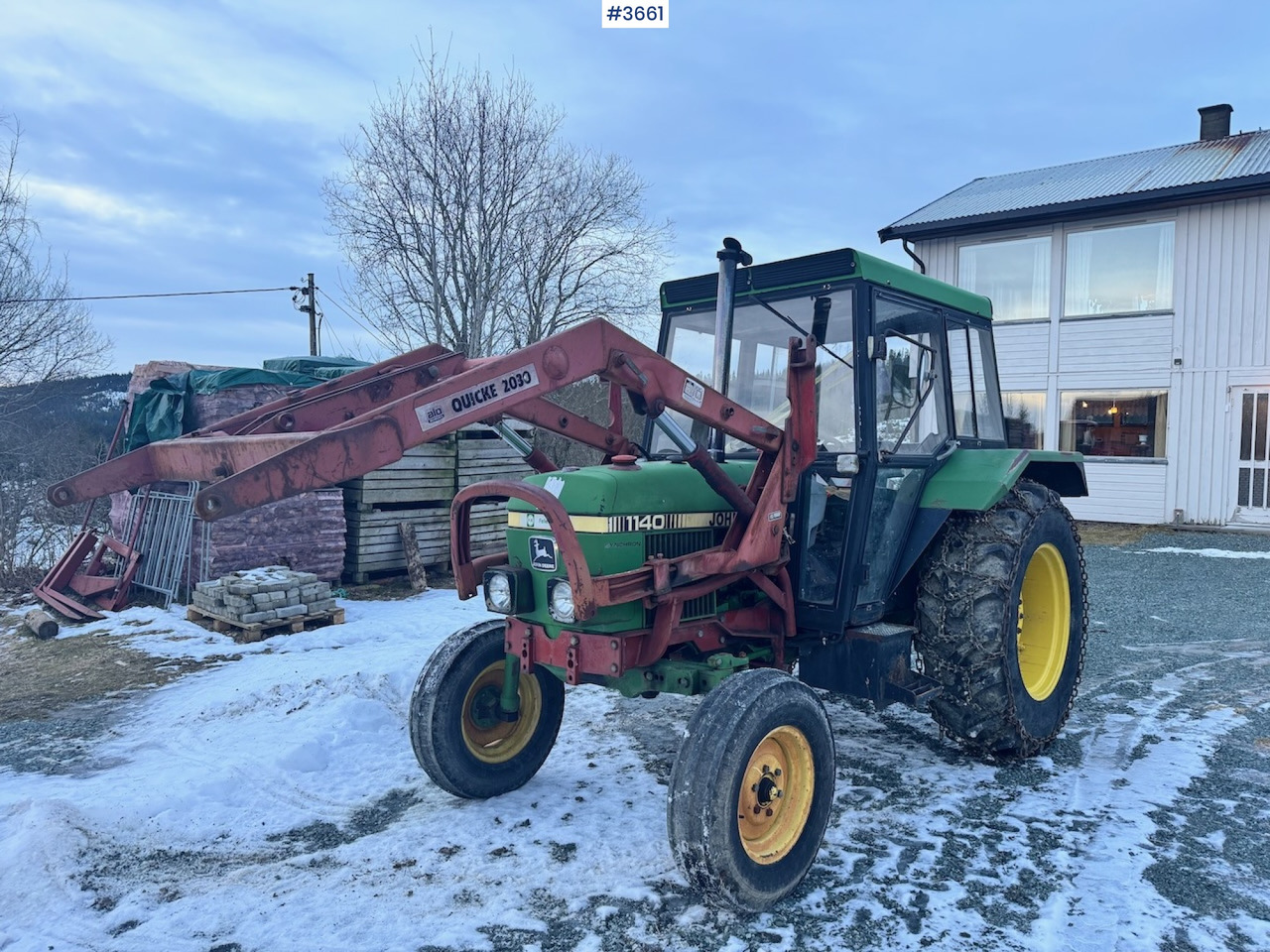 1980 John Deere 1140 Synchron w/ Front loader and bucket - Tractor: foto 1 1980 John Deere 1140 Synchron w/ Front loader and bucket - Tractor: foto 1