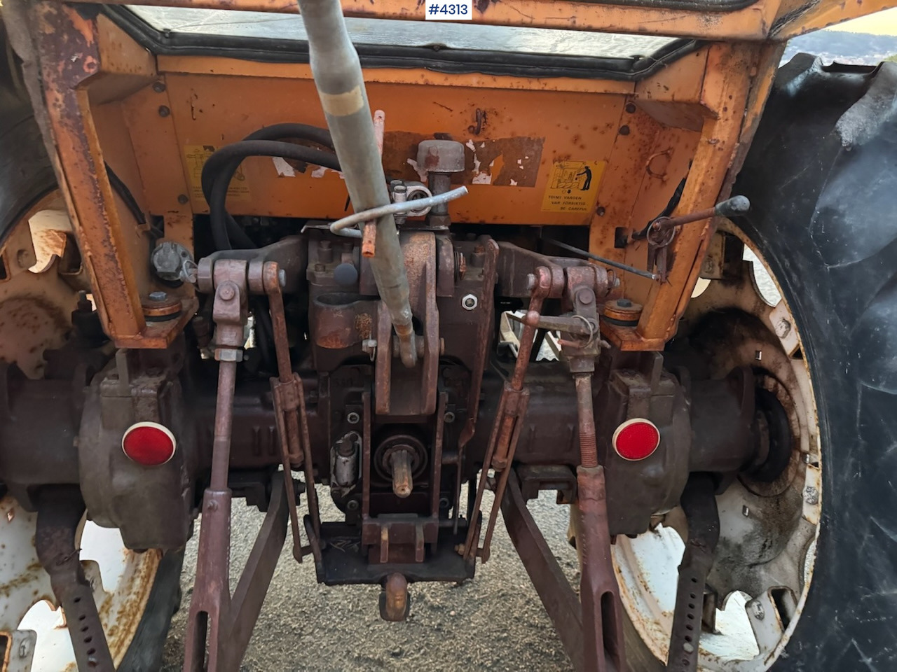 Tractor 1980 Valmet 602 m/ frontlaster: foto 16