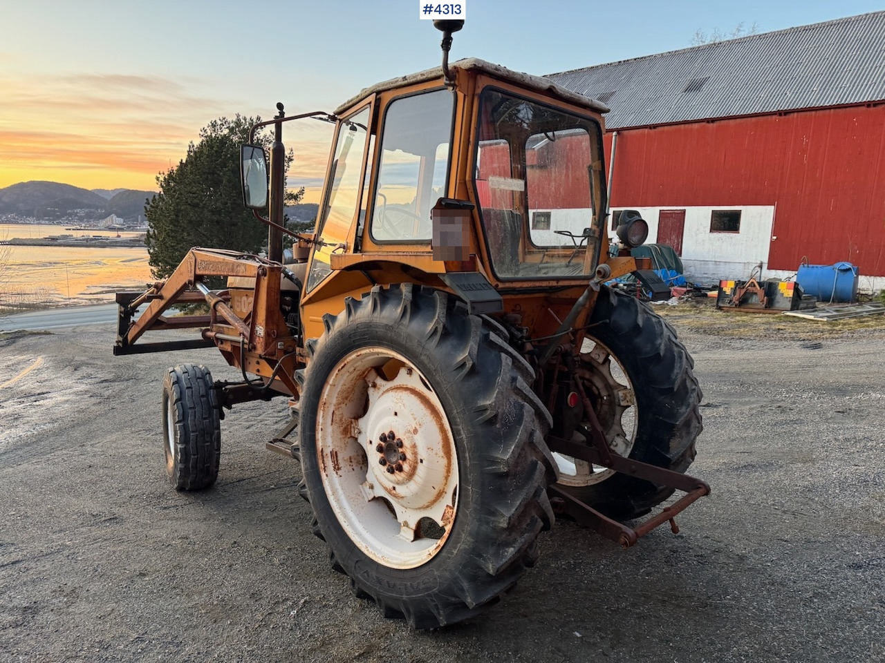 Tractor 1980 Valmet 602 m/ frontlaster: foto 9