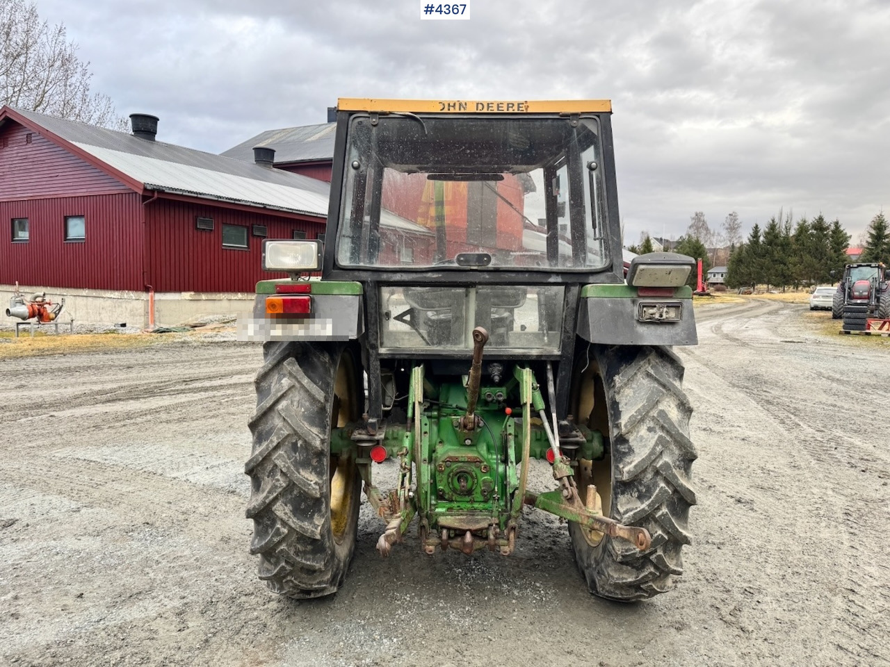 1982 John Deere 1140 4x2 Tractor w/ Twin Wheels and Chains. - Tractor: foto 5 1982 John Deere 1140 4x2 Tractor w/ Twin Wheels and Chains. - Tractor: foto 5