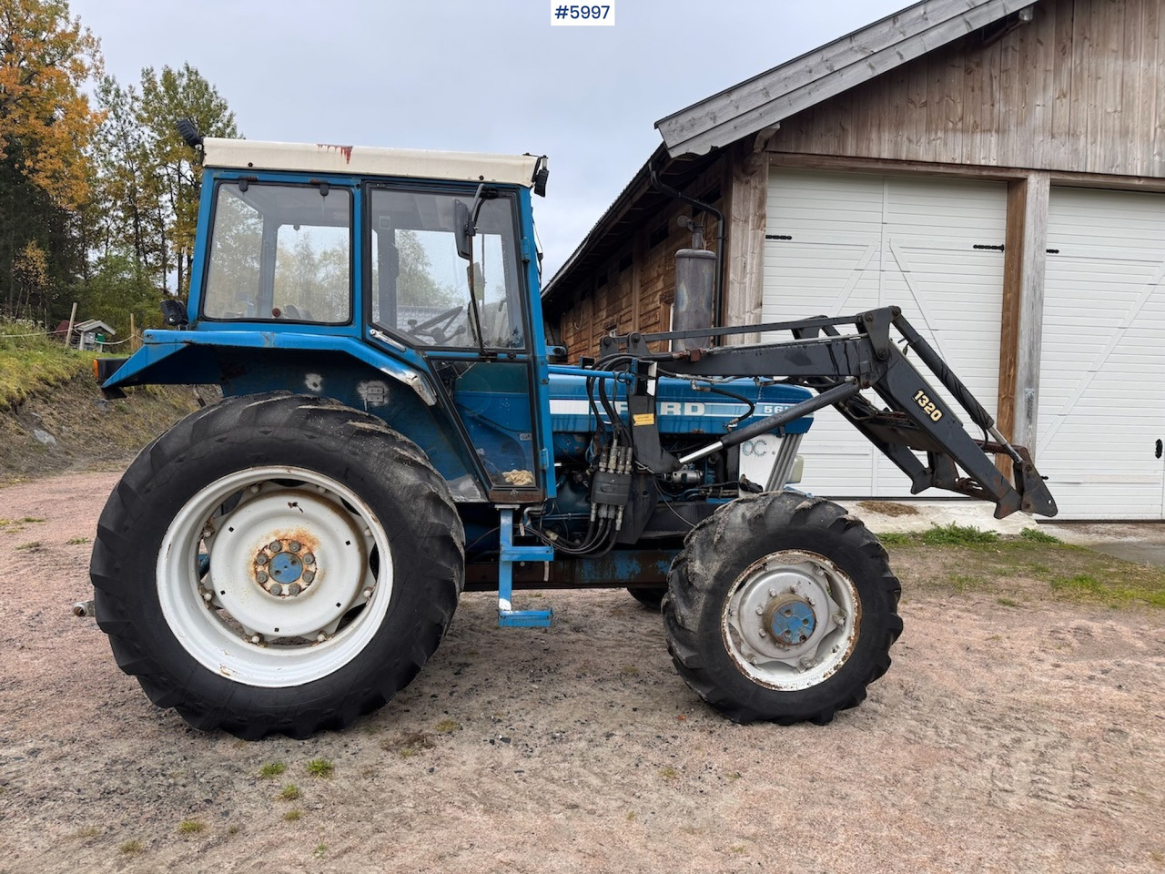 1983 Ford 5610 with Front Loader - Tractor: foto 3 1983 Ford 5610 with Front Loader - Tractor: foto 3