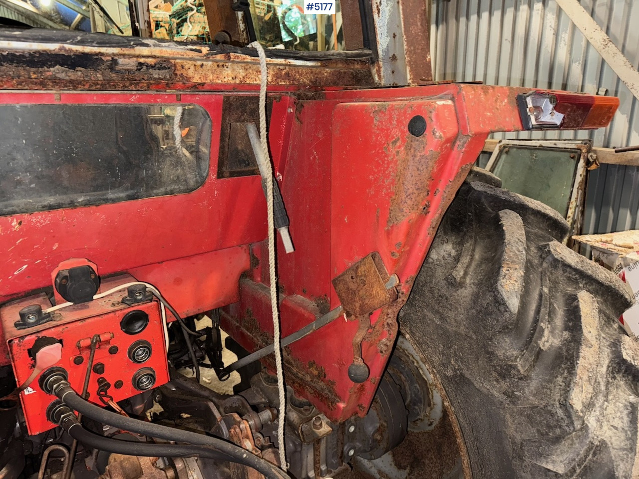 Tractor 1984 Massey Ferguson 675: foto 14
