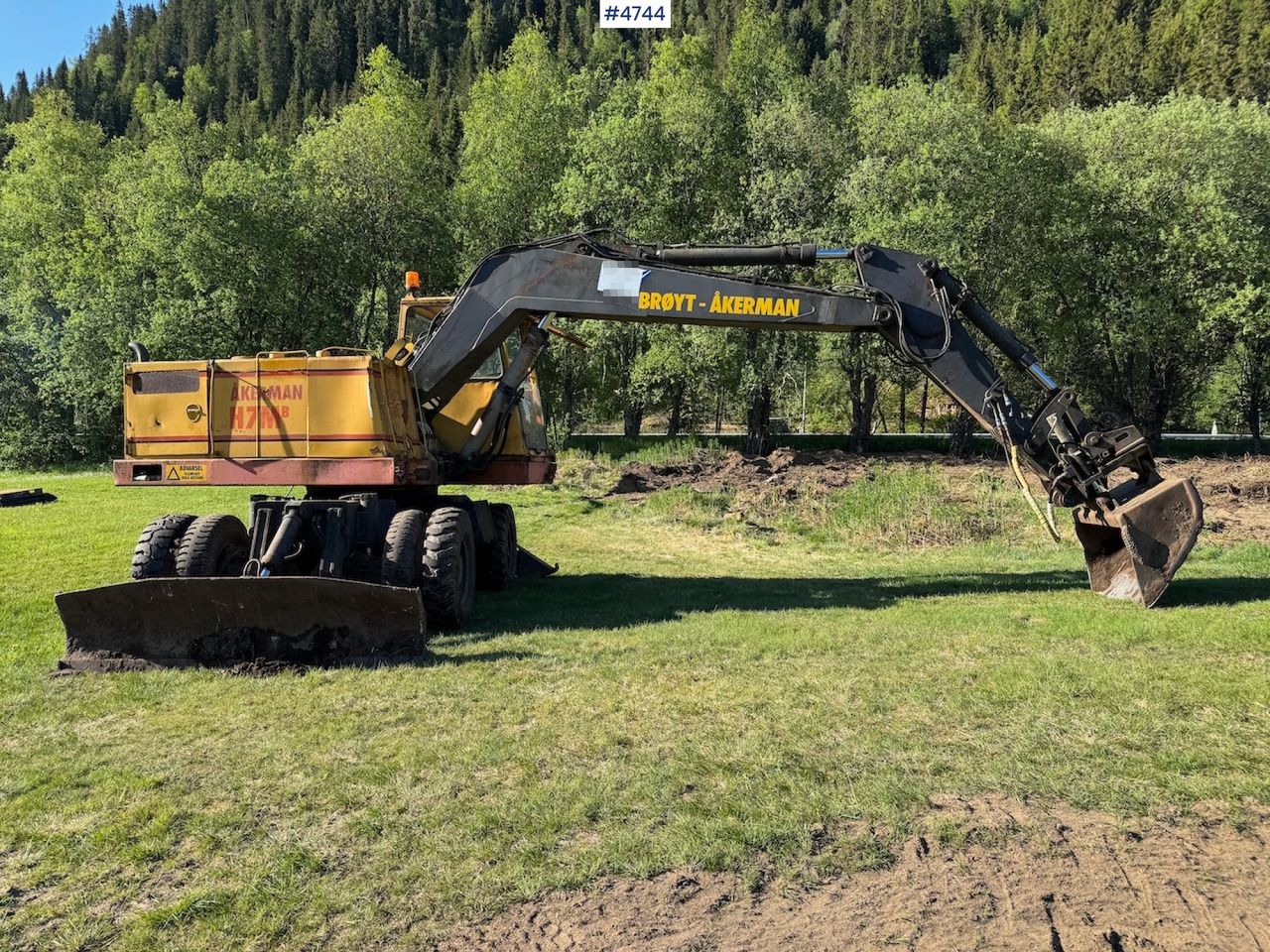 1985 Åkerman H7M B Wheel machine - Excavadora de ruedas: foto 1 1985 Åkerman H7M B Wheel machine - Excavadora de ruedas: foto 1
