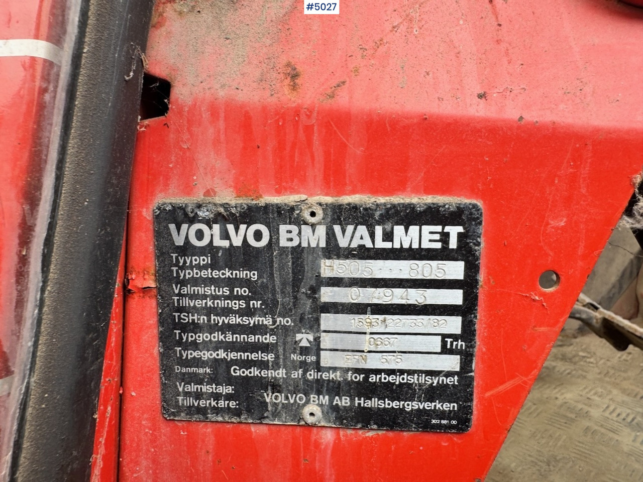 Tractor 1985 Volvo Valmet 805 Turbo 4x4 w/ Front loader: foto 34