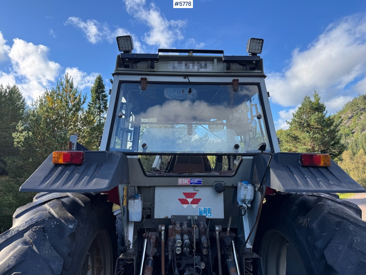 Tractor 1995 Massey Ferguson 399 w/ front loader.: foto 8 Tractor 1995 Massey Ferguson 399 w/ front loader.: foto 8