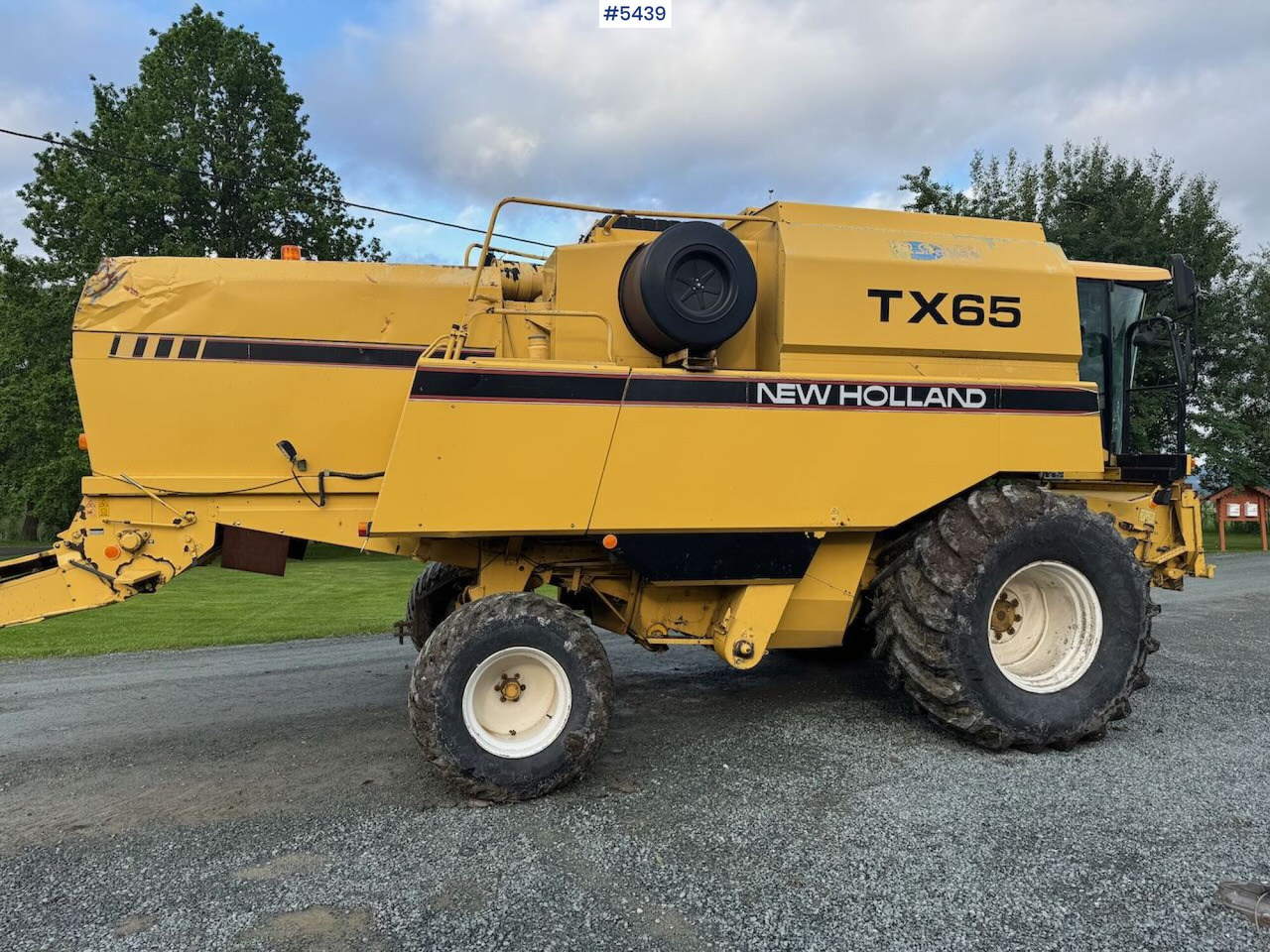 Cosechadora de granos 1995 New Holland TX65 m/ 20 fot skjærebord og henger: foto 7