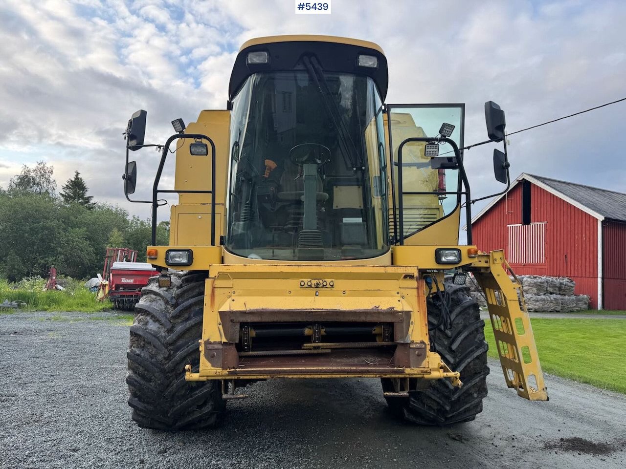 Cosechadora de granos 1995 New Holland TX65 m/ 20 fot skjærebord og henger: foto 9