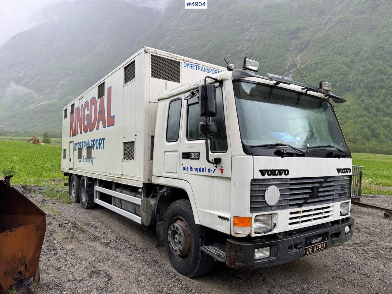 1996 Volvo FL12 6x2 Animal transport. - Camión transporte de ganado: foto 3 1996 Volvo FL12 6x2 Animal transport. - Camión transporte de ganado: foto 3