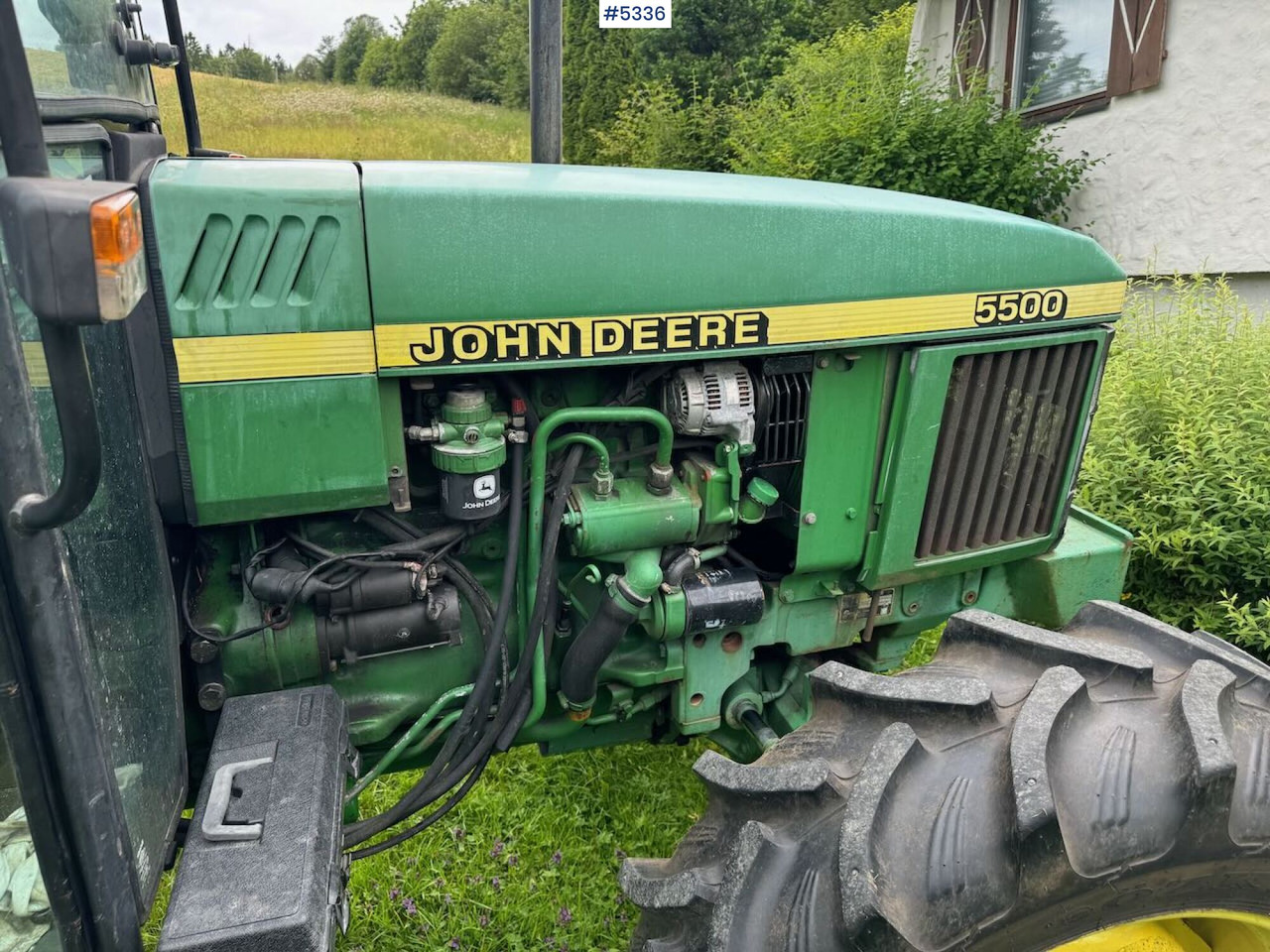 2001 John Deere 5500 - Tractor: foto 5 2001 John Deere 5500 - Tractor: foto 5