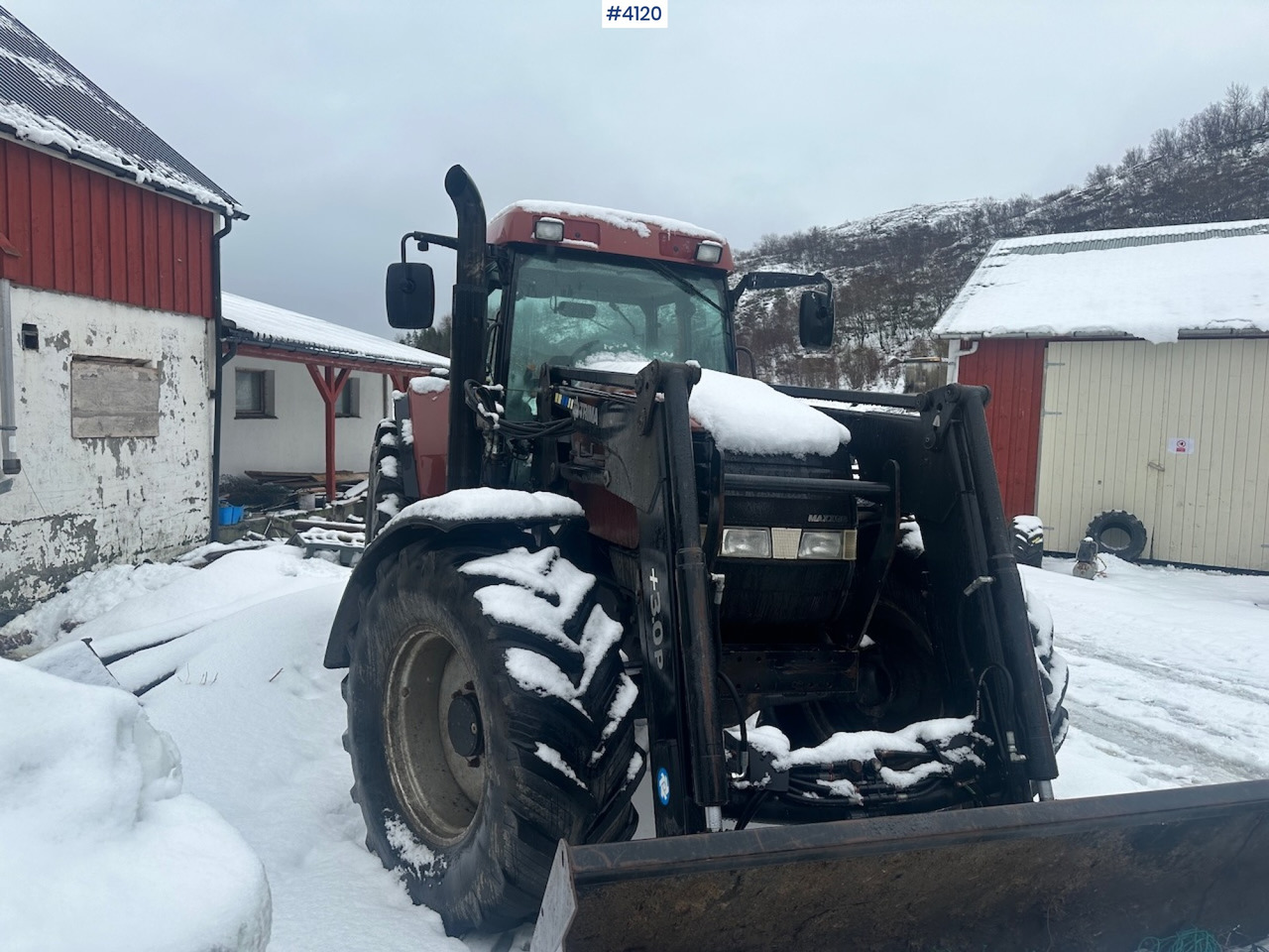 2002 CASE MX 135 MAXXUM 4x4 tractor with front loader. - Tractor: foto 5 2002 CASE MX 135 MAXXUM 4x4 tractor with front loader. - Tractor: foto 5