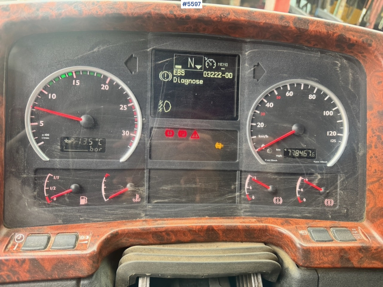 Leasing de 2004 MAN TGA 26.480 6x2 Hook Lift Truck 2004 MAN TGA 26.480 6x2 Hook Lift Truck: foto 14 Leasing de 2004 MAN TGA 26.480 6x2 Hook Lift Truck 2004 MAN TGA 26.480 6x2 Hook Lift Truck: foto 14