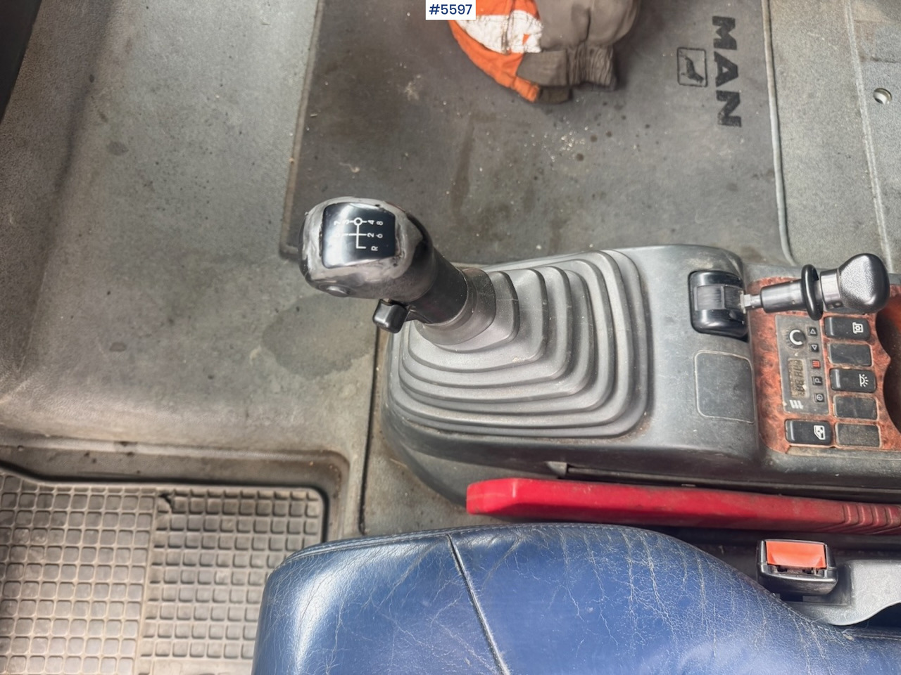 Leasing de 2004 MAN TGA 26.480 6x2 Hook Lift Truck 2004 MAN TGA 26.480 6x2 Hook Lift Truck: foto 20 Leasing de 2004 MAN TGA 26.480 6x2 Hook Lift Truck 2004 MAN TGA 26.480 6x2 Hook Lift Truck: foto 20