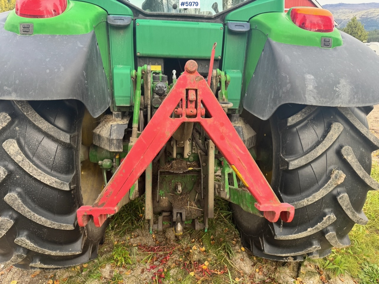 Tractor 2005 John Deere 6420 with Front Loader: foto 16 Tractor 2005 John Deere 6420 with Front Loader: foto 16
