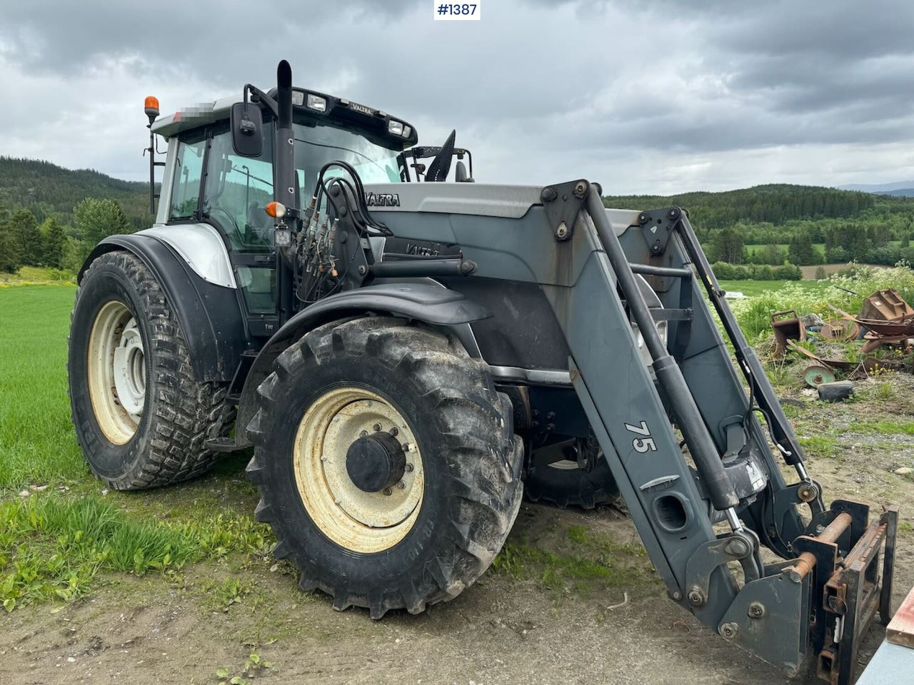 Tractor 2007 Valtra T190 4x4 Tractor w/ bucket: foto 30