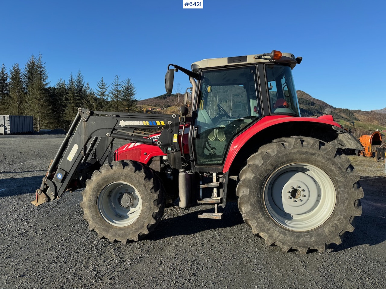 2009 Massey Ferguson 6455 Dyna-6 w/ front loader. - Tractor: foto 1 2009 Massey Ferguson 6455 Dyna-6 w/ front loader. - Tractor: foto 1