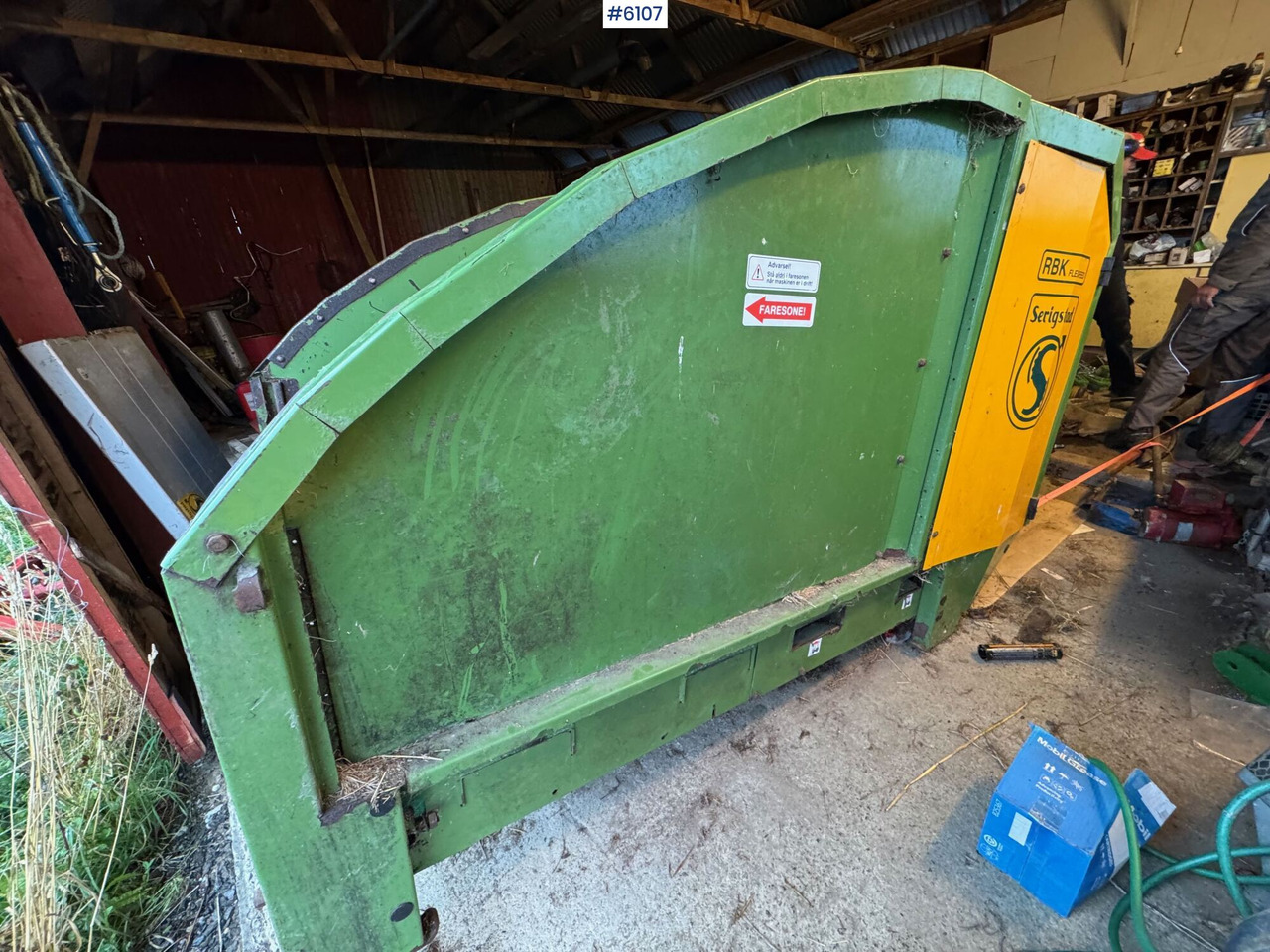 2009 Serigstad RBK Flexifeed round bale cutter - Maquinaria de henificación: foto 5 2009 Serigstad RBK Flexifeed round bale cutter - Maquinaria de henificación: foto 5