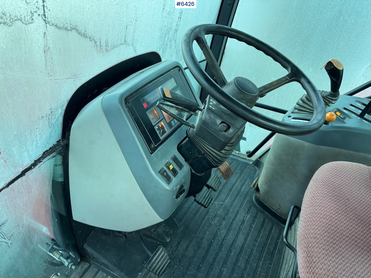 Tractor 2010 McCormick MC130 Low hours!: foto 18