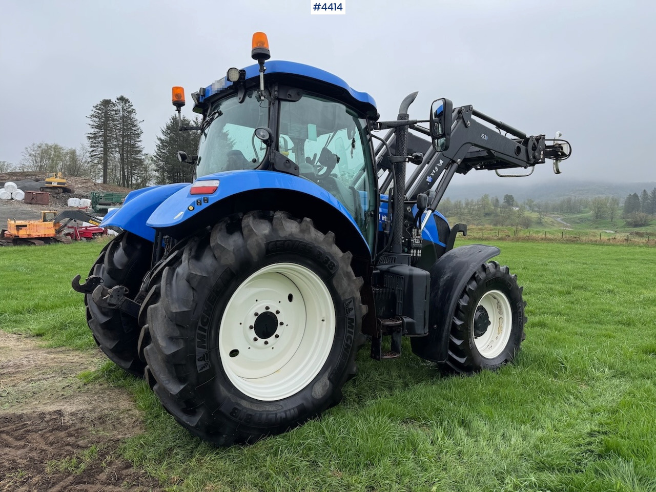 2015 New Holland T7.185 Auto Command w/Front Loader - Tractor: foto 3 2015 New Holland T7.185 Auto Command w/Front Loader - Tractor: foto 3