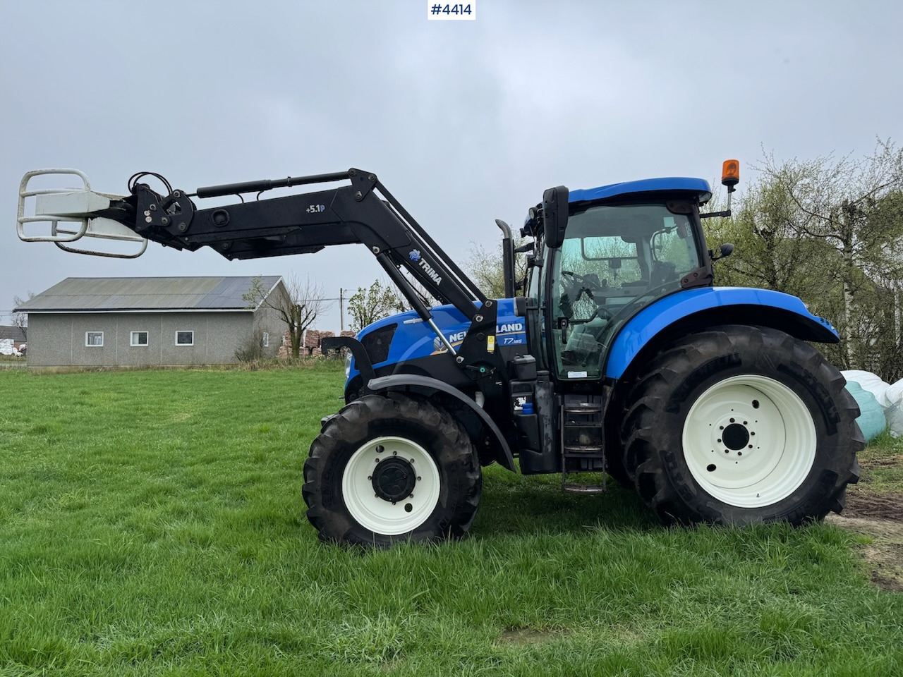 2015 New Holland T7.185 Auto Command w/Front Loader - Tractor: foto 5 2015 New Holland T7.185 Auto Command w/Front Loader - Tractor: foto 5