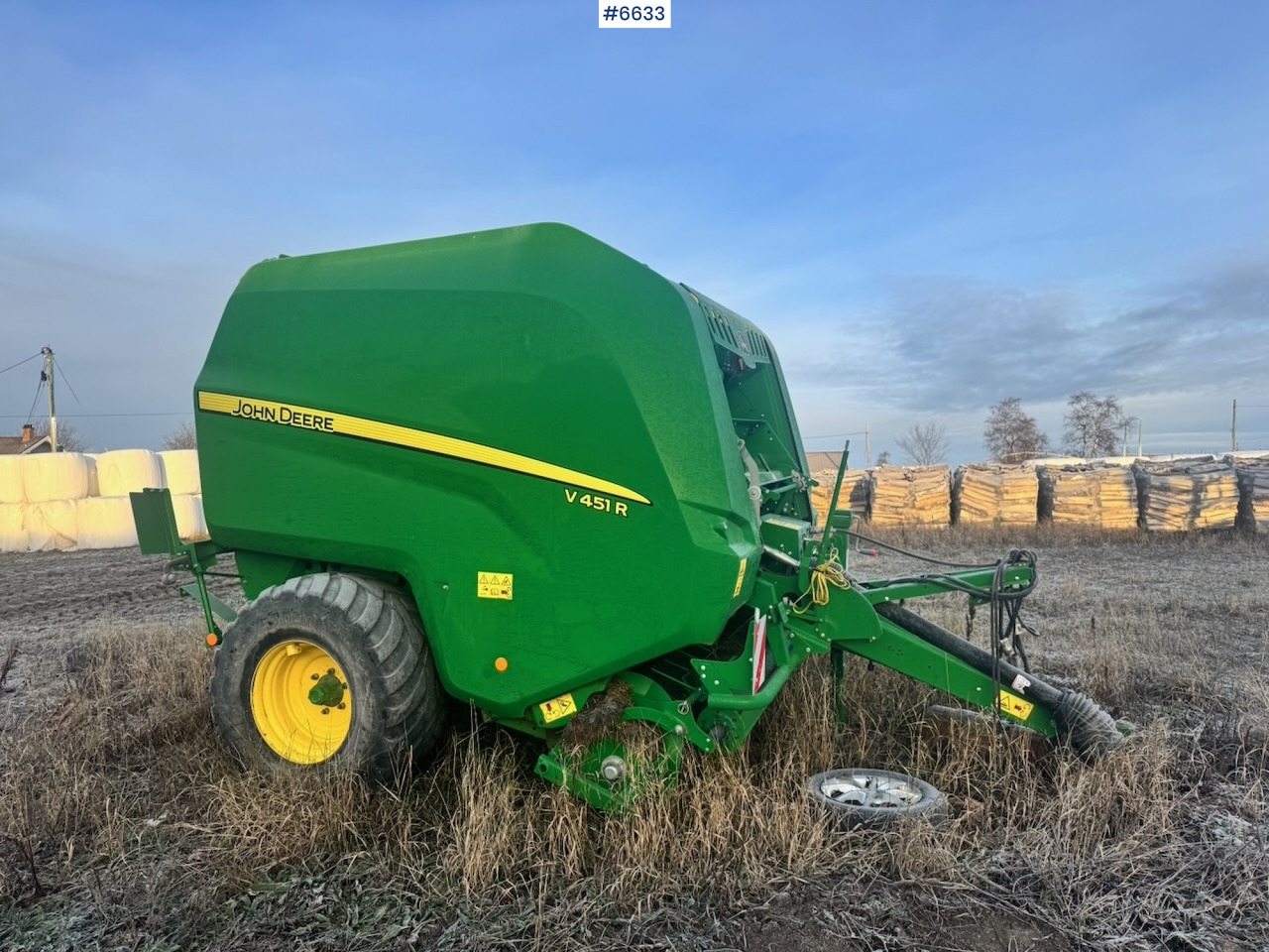 2018 John Deere V451R Round baler - Maquinaria de henificación: foto 2 2018 John Deere V451R Round baler - Maquinaria de henificación: foto 2