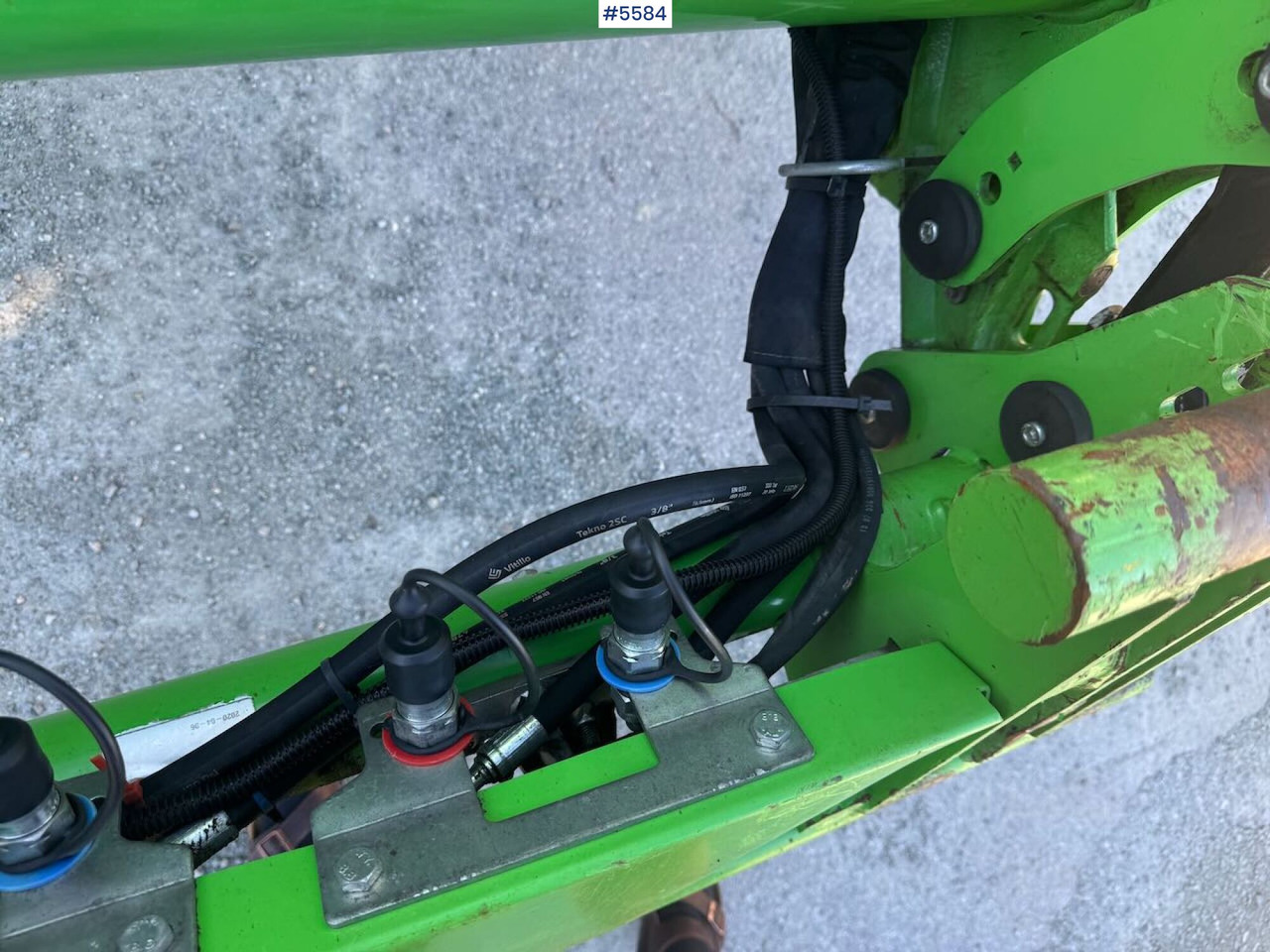 Tractor 2020 Deutz-Fahr 6215 Agrotron w/ front loader & 2 sets of tires: foto 20 Tractor 2020 Deutz-Fahr 6215 Agrotron w/ front loader & 2 sets of tires: foto 20