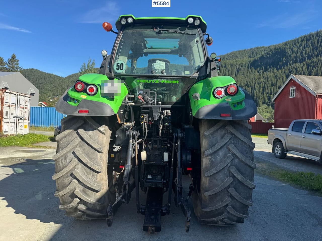 Tractor 2020 Deutz-Fahr 6215 Agrotron w/ front loader & 2 sets of tires: foto 6 Tractor 2020 Deutz-Fahr 6215 Agrotron w/ front loader & 2 sets of tires: foto 6