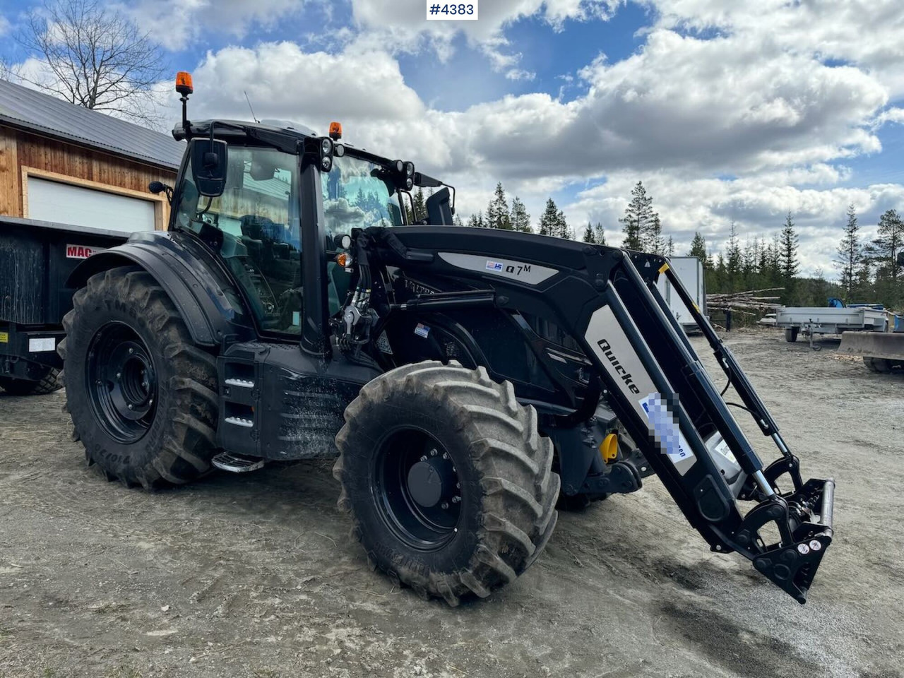 2021 Valtra T234 Versu w/ Quicke Q7 Front Loader - Tractor: foto 1 2021 Valtra T234 Versu w/ Quicke Q7 Front Loader - Tractor: foto 1