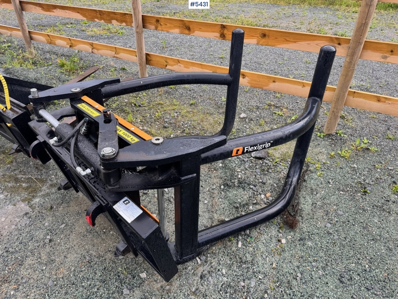 2024 Ålø Flexigrip 160 - Pinza para Maquinaria agrícola: foto 1 2024 Ålø Flexigrip 160 - Pinza para Maquinaria agrícola: foto 1