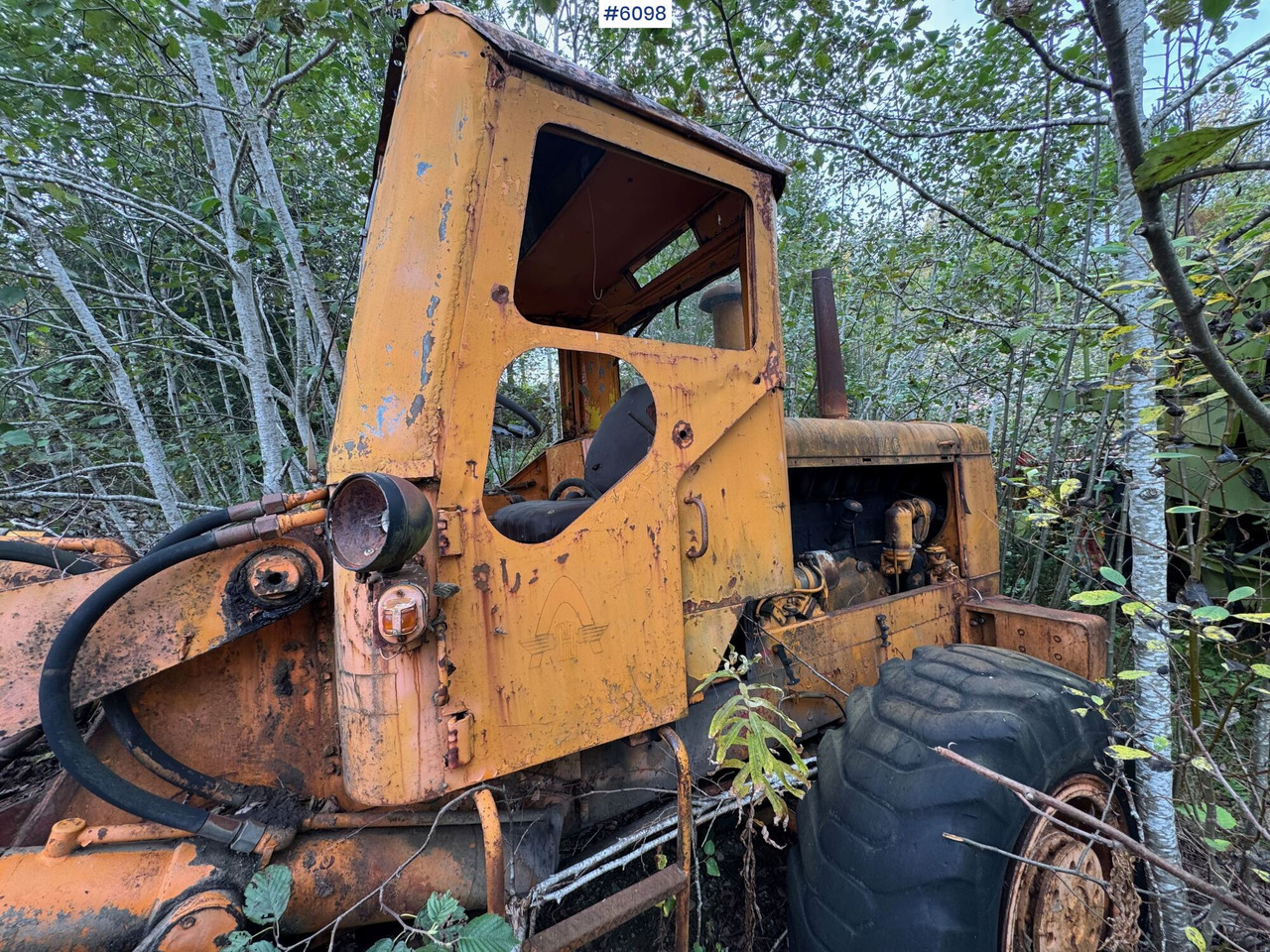 Hanomag wheel loader with bucket – repair object - Cargadora de ruedas: foto 4 Hanomag wheel loader with bucket – repair object - Cargadora de ruedas: foto 4